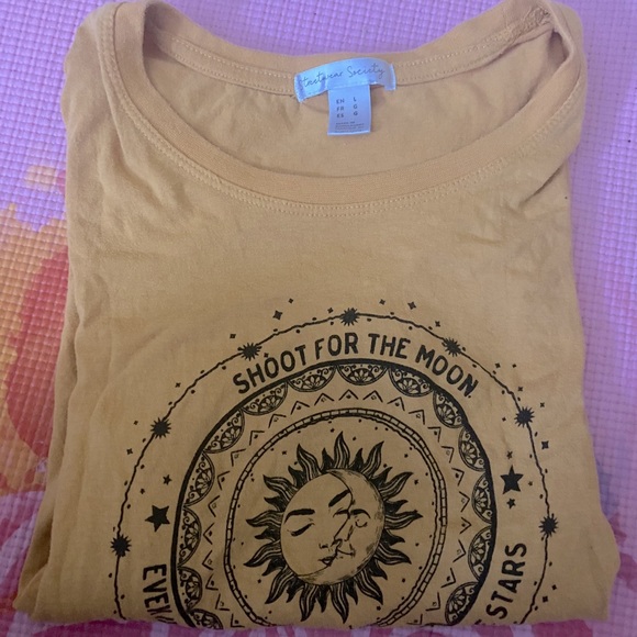 Streetwear Society Casual Printed Tee - Picture 2 of 3